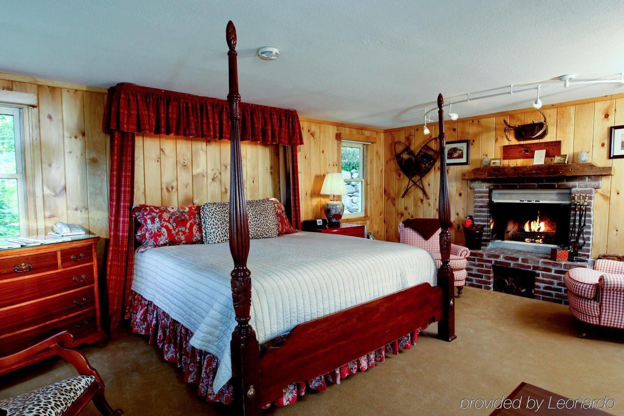 The Manor On Golden Pond Bed & Breakfast Holderness Exterior foto