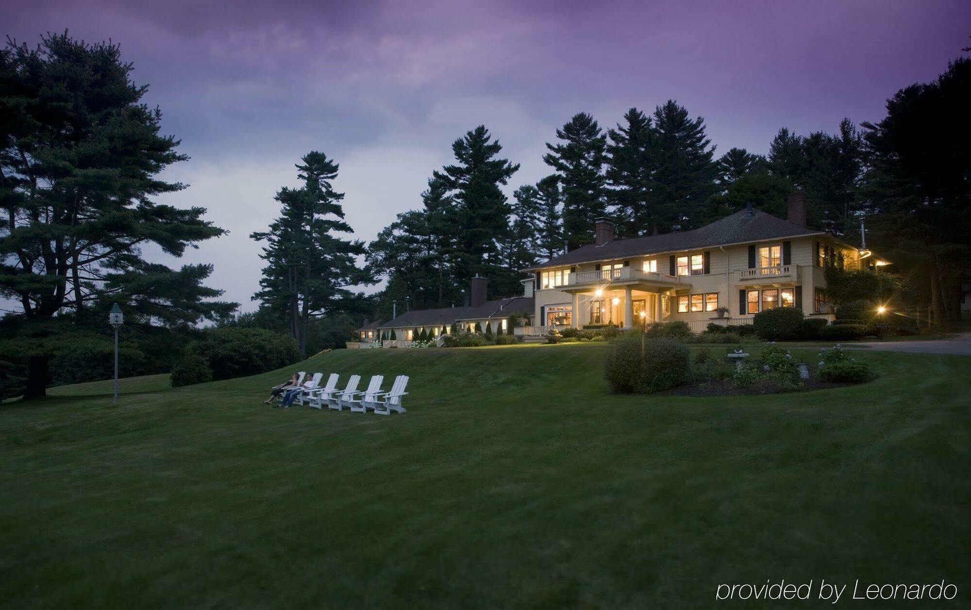 The Manor On Golden Pond Bed & Breakfast Holderness Exterior foto